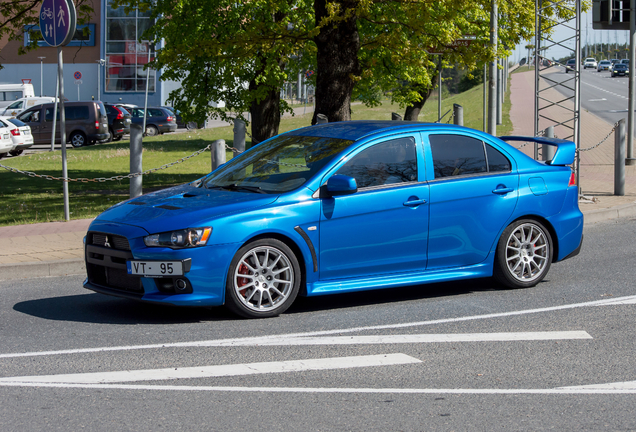 Mitsubishi Lancer Evolution X