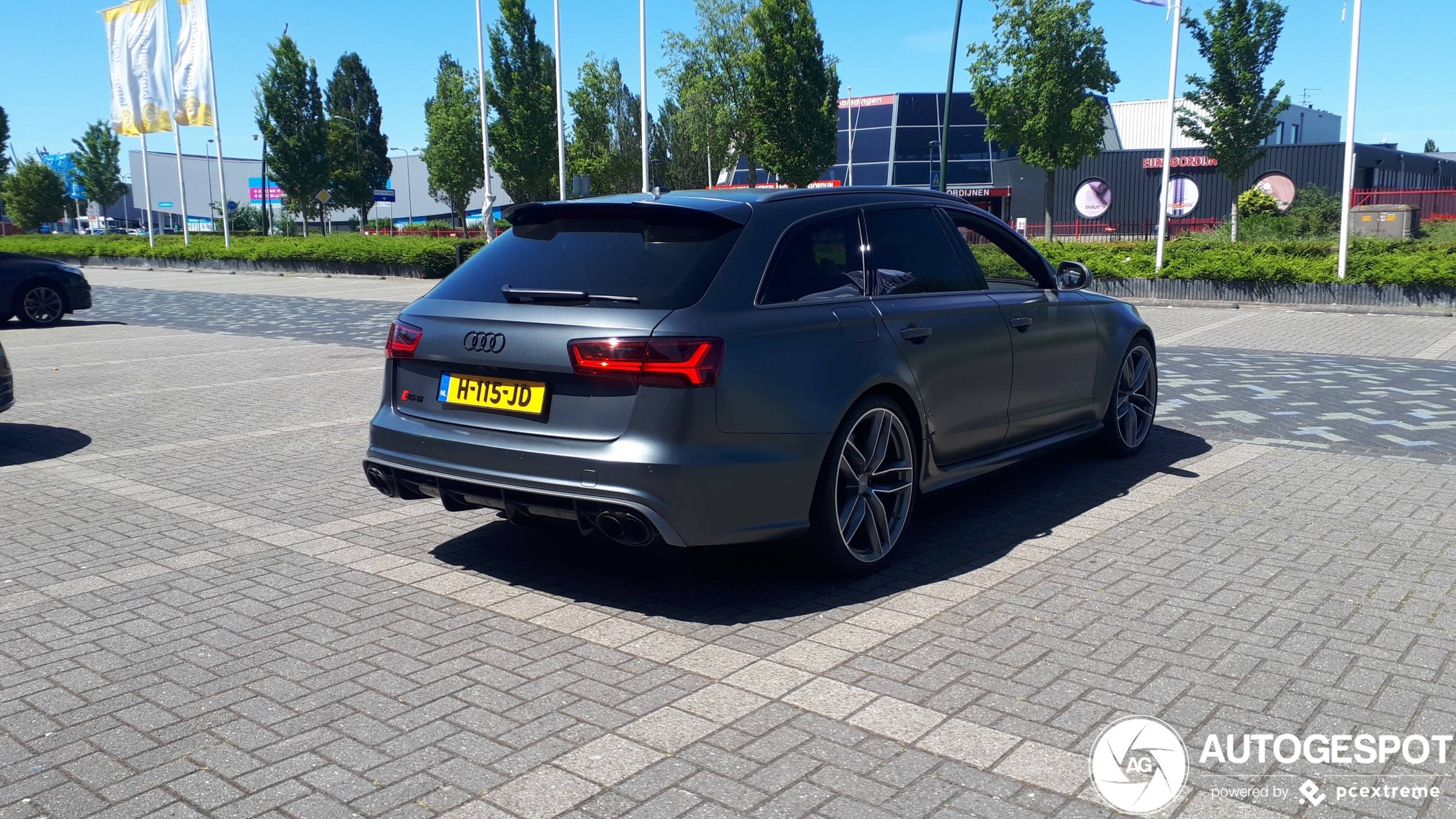 Audi RS6 Avant C7 2015