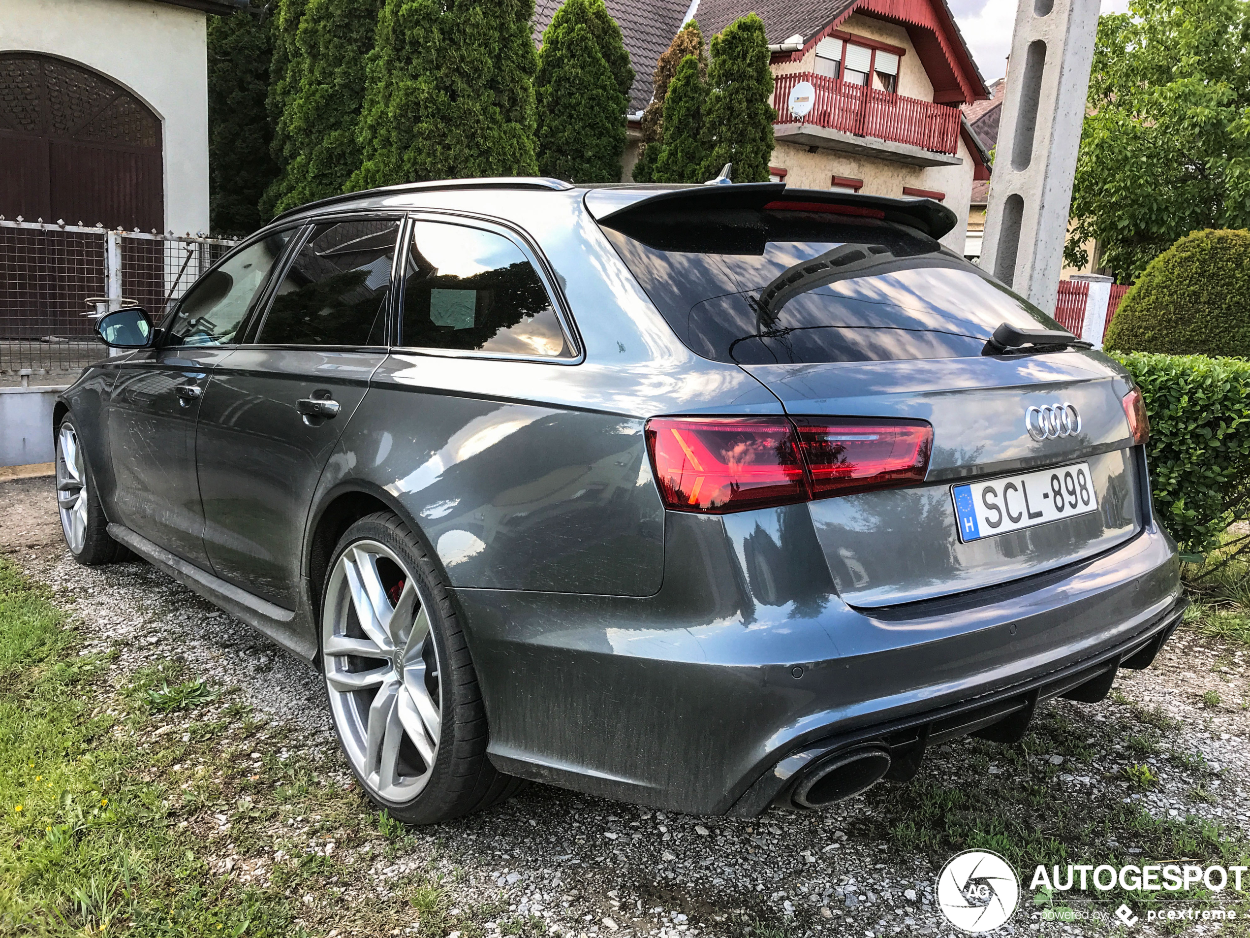 Audi RS6 Avant C7 2015