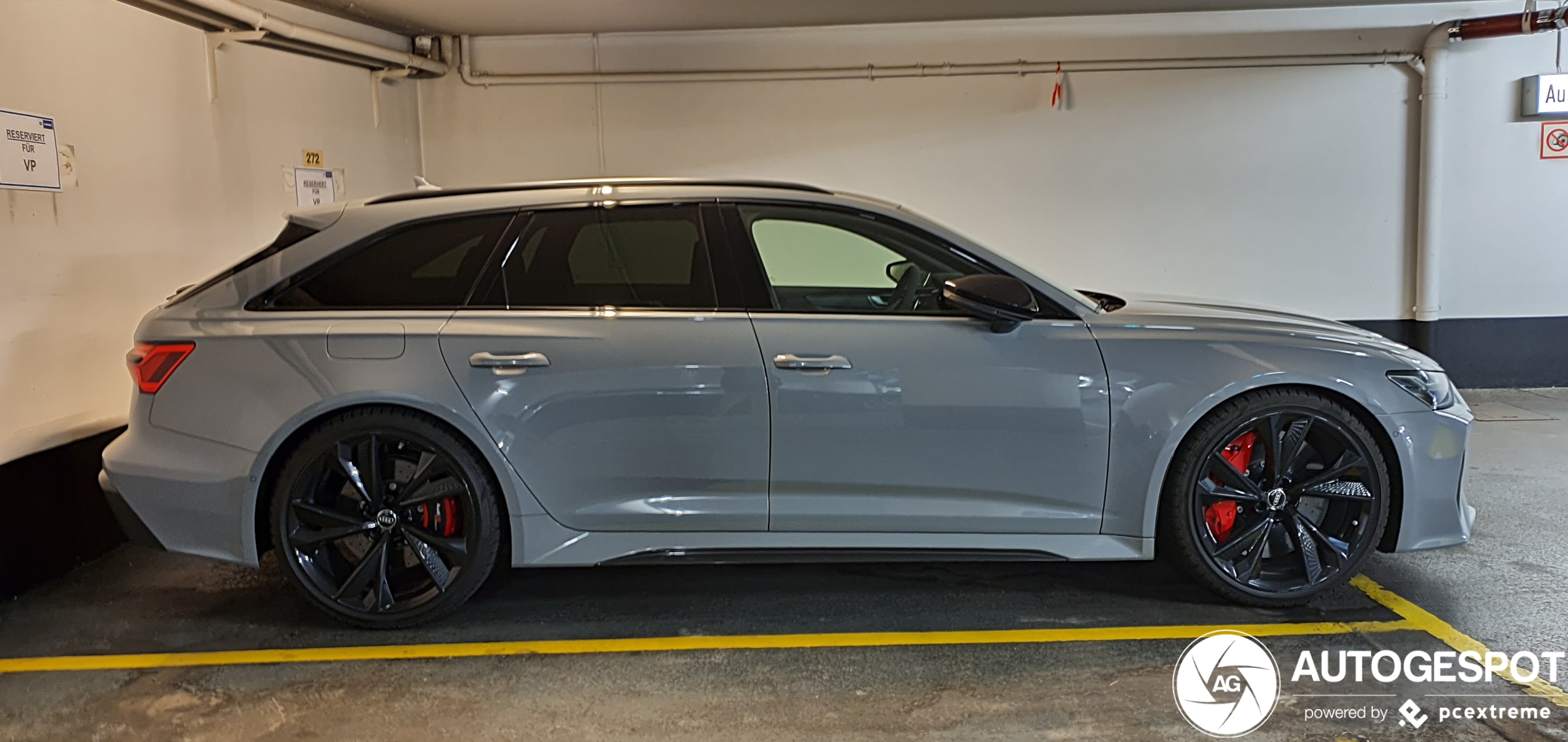 Audi RS6 Avant C8