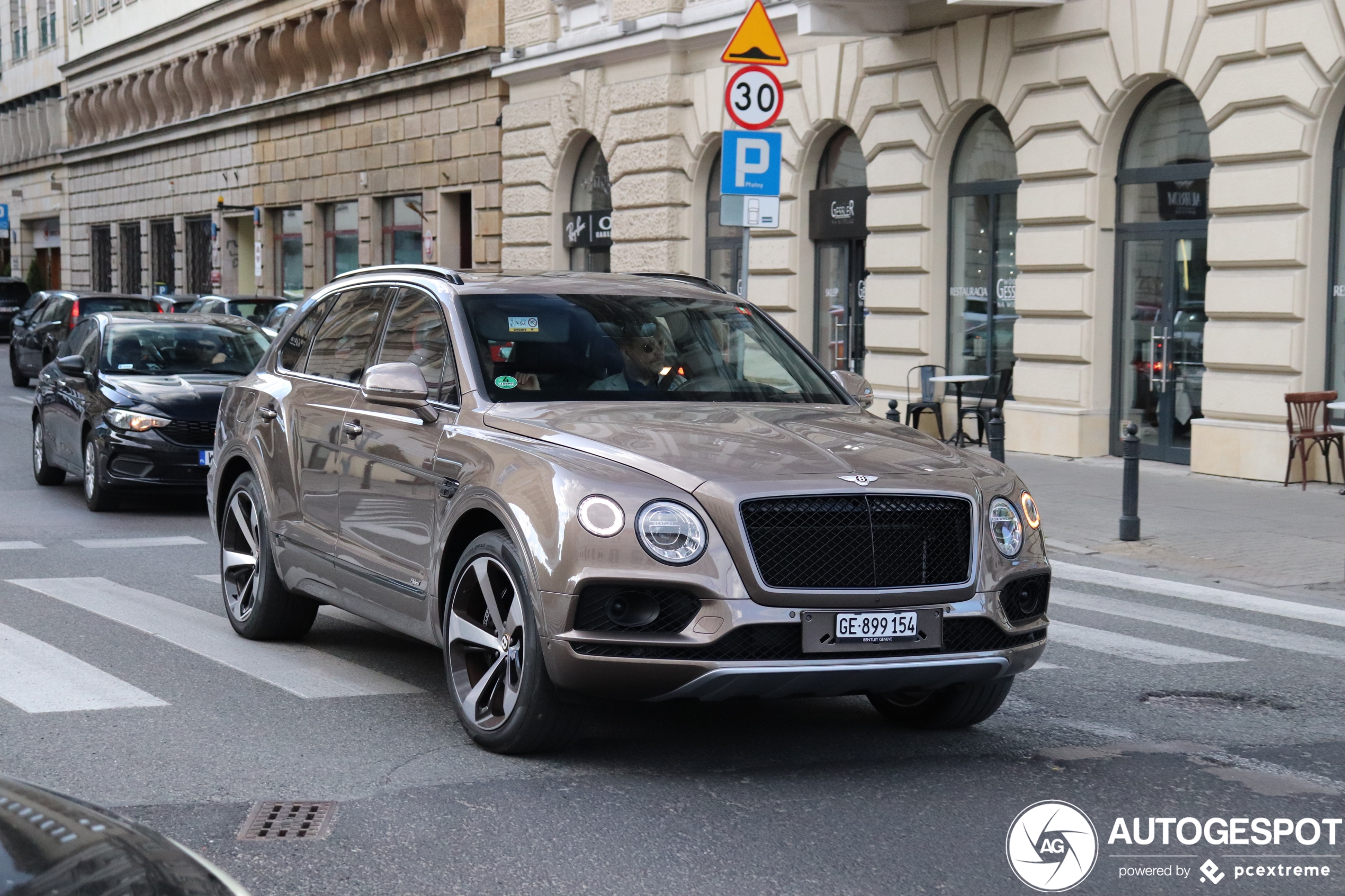 Bentley Bentayga Hybrid