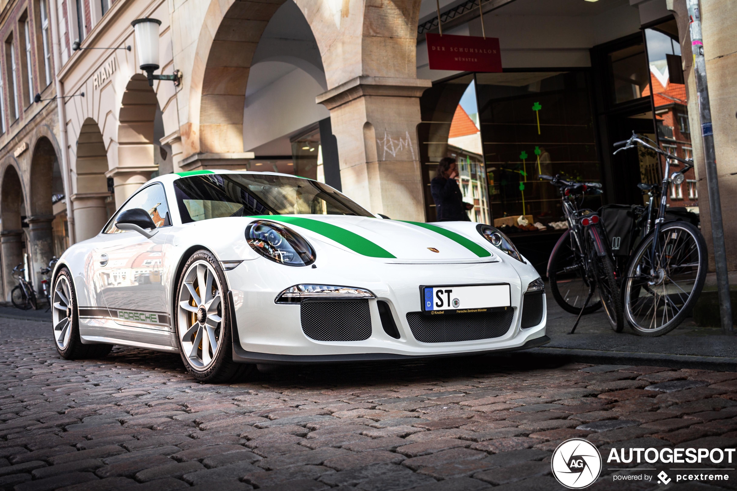 Porsche 911 R