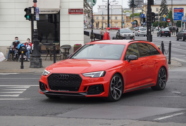 Audi RS4 Avant B9