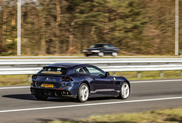 Ferrari GTC4Lusso