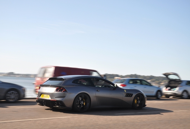 Ferrari GTC4Lusso