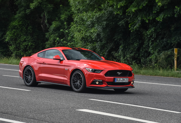 Ford Mustang GT 2015