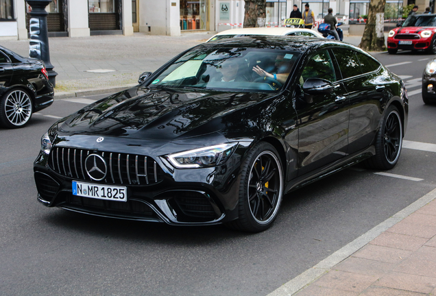 Mercedes-AMG GT 63 S X290