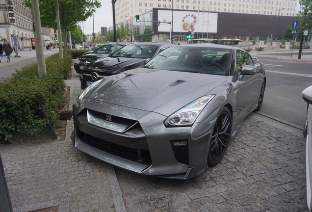 Nissan GT-R 2017