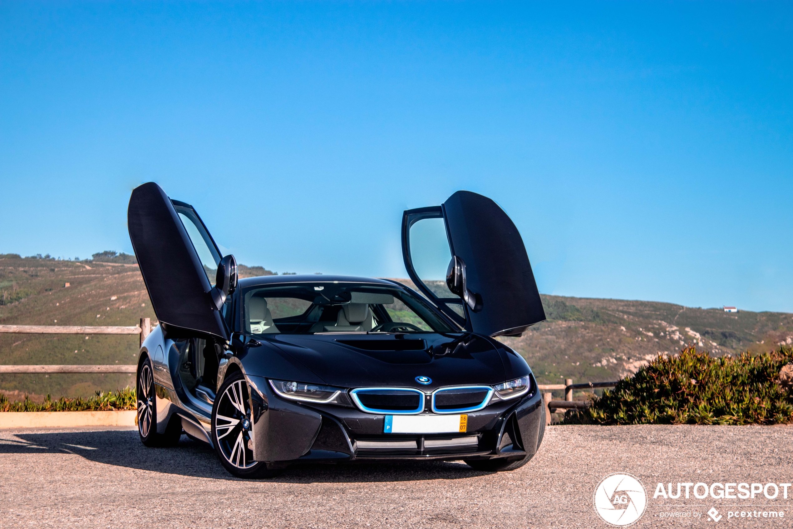 BMW i8