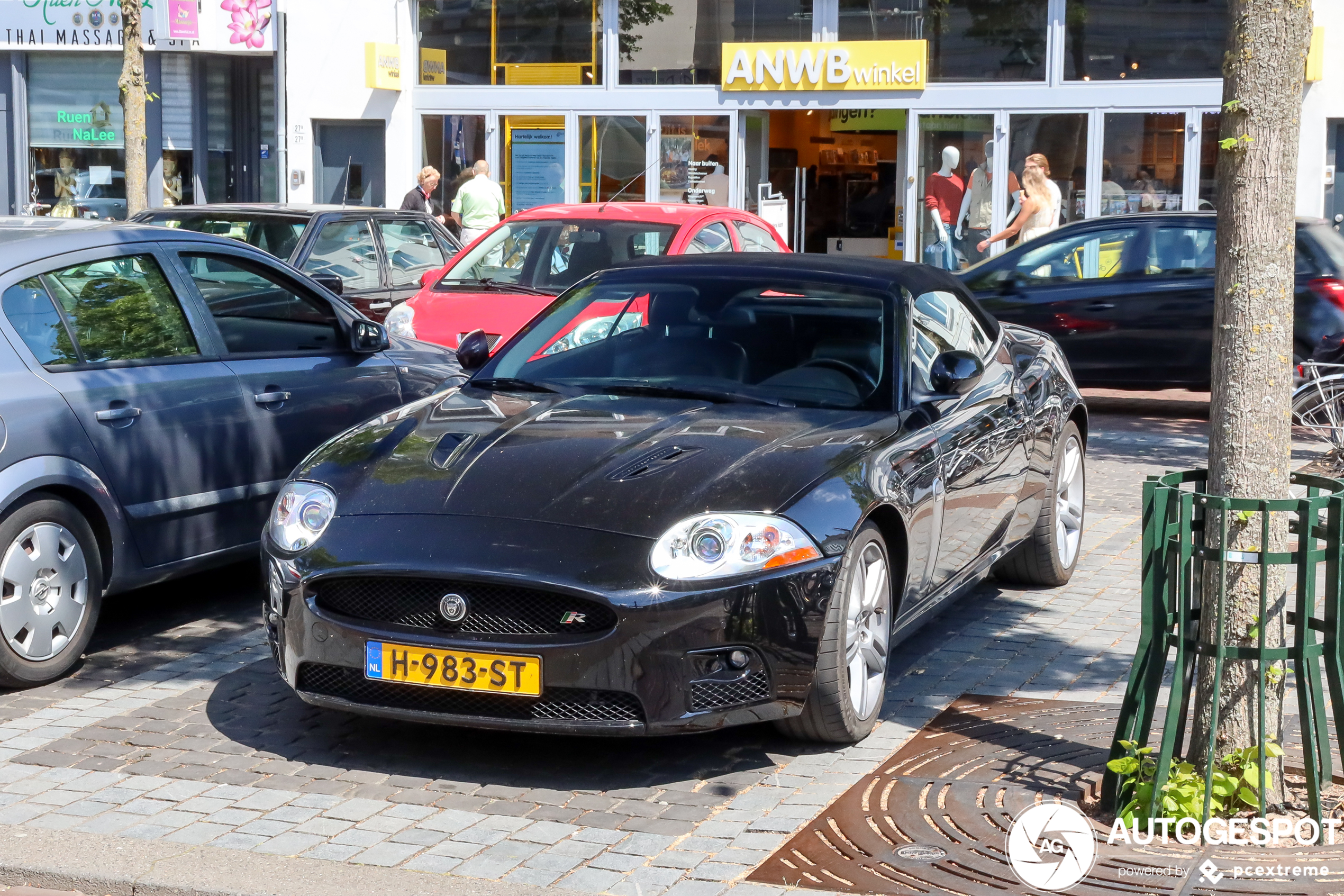 Jaguar XKR Convertible 2006