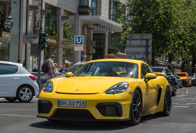 Porsche 718 Cayman GT4