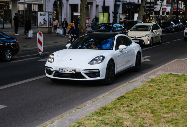 Porsche 971 Panamera Turbo S E-Hybrid