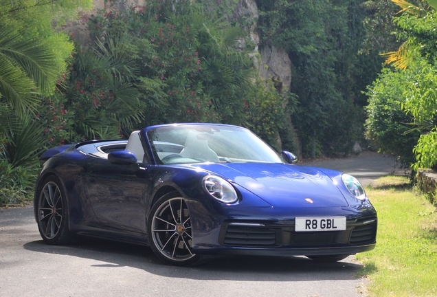 Porsche 992 Carrera 4S Cabriolet