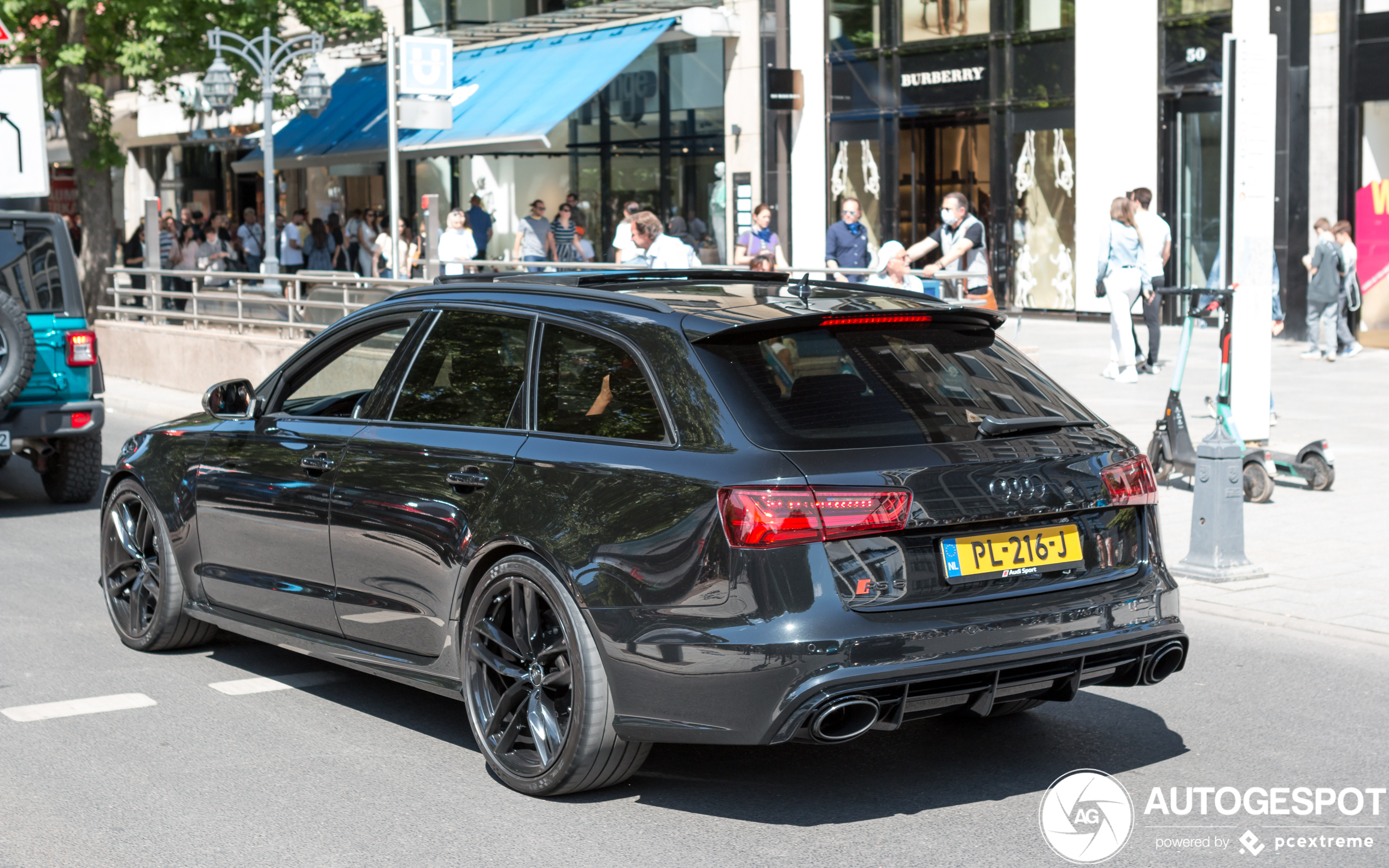 Audi RS6 Avant C7 2015