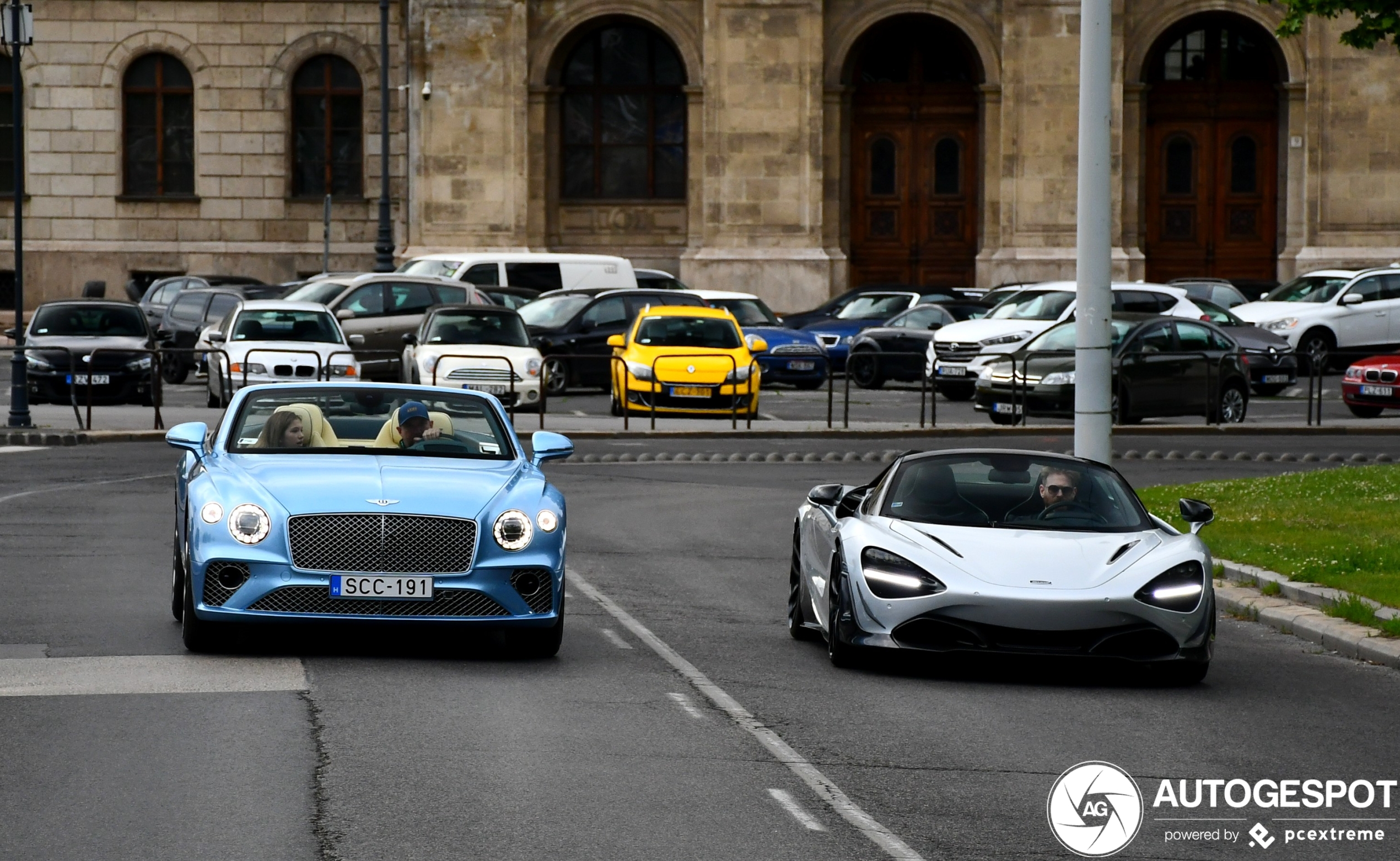 Bentley Continental GTC V8 2020