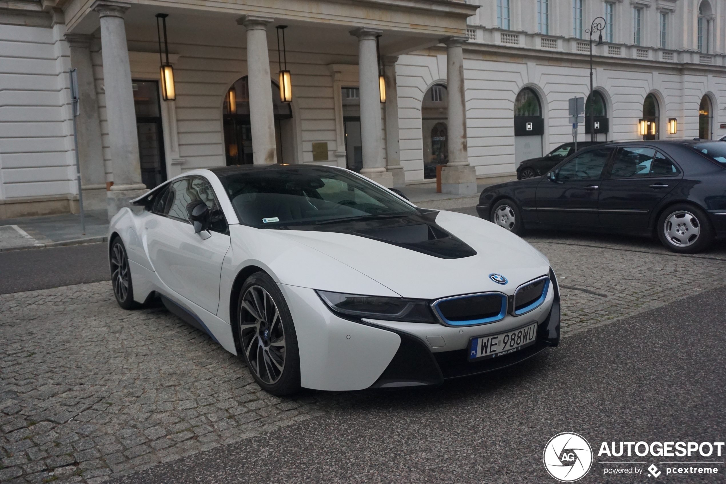 BMW i8