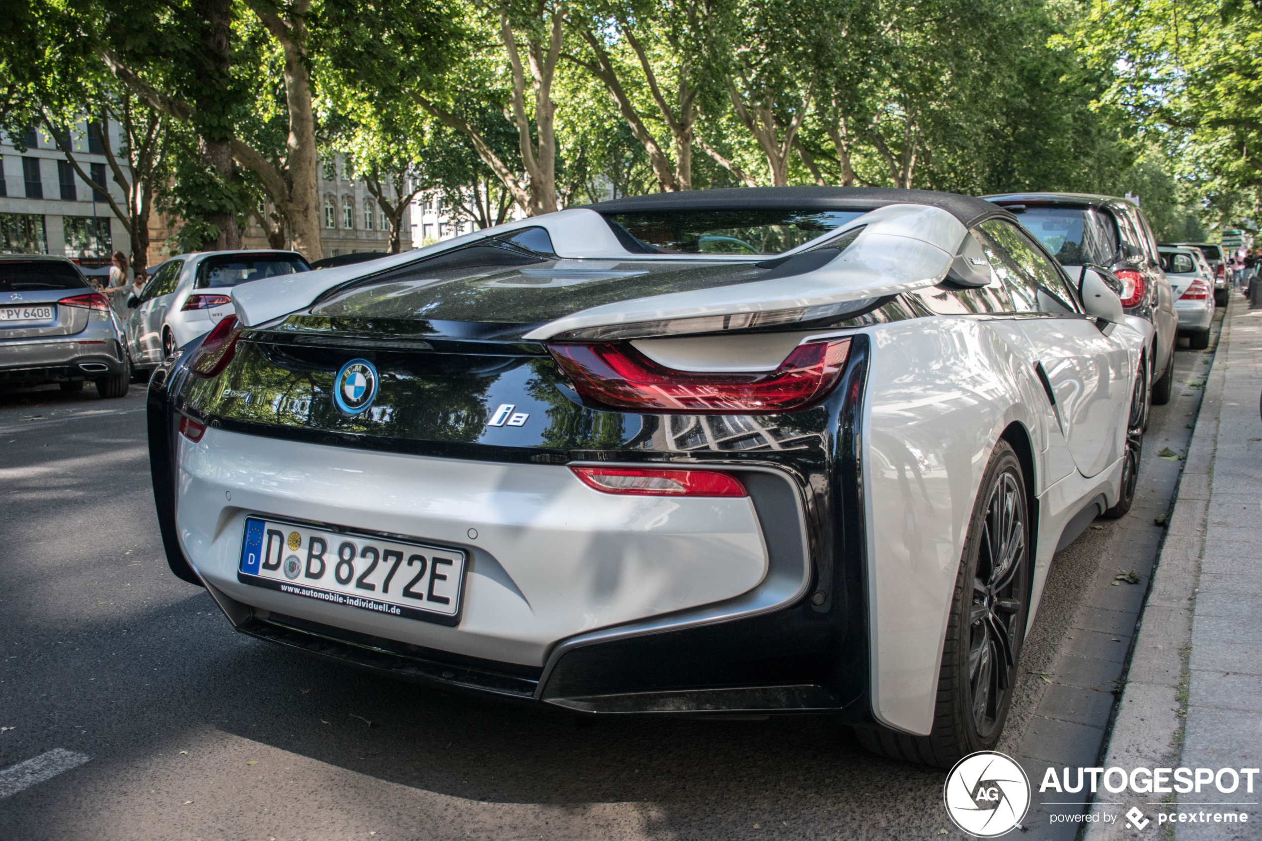 BMW i8 Roadster