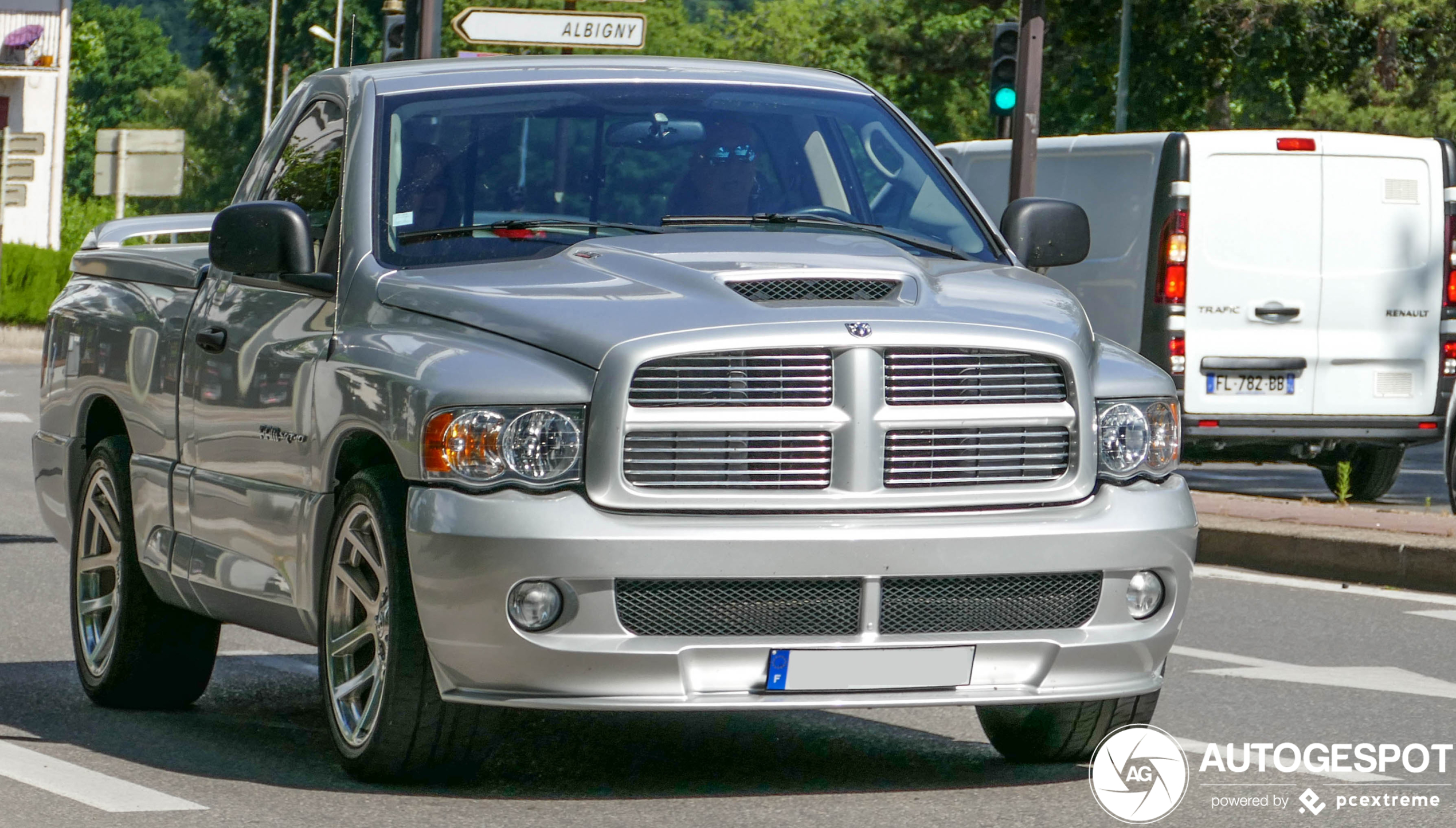 Dodge RAM SRT-10