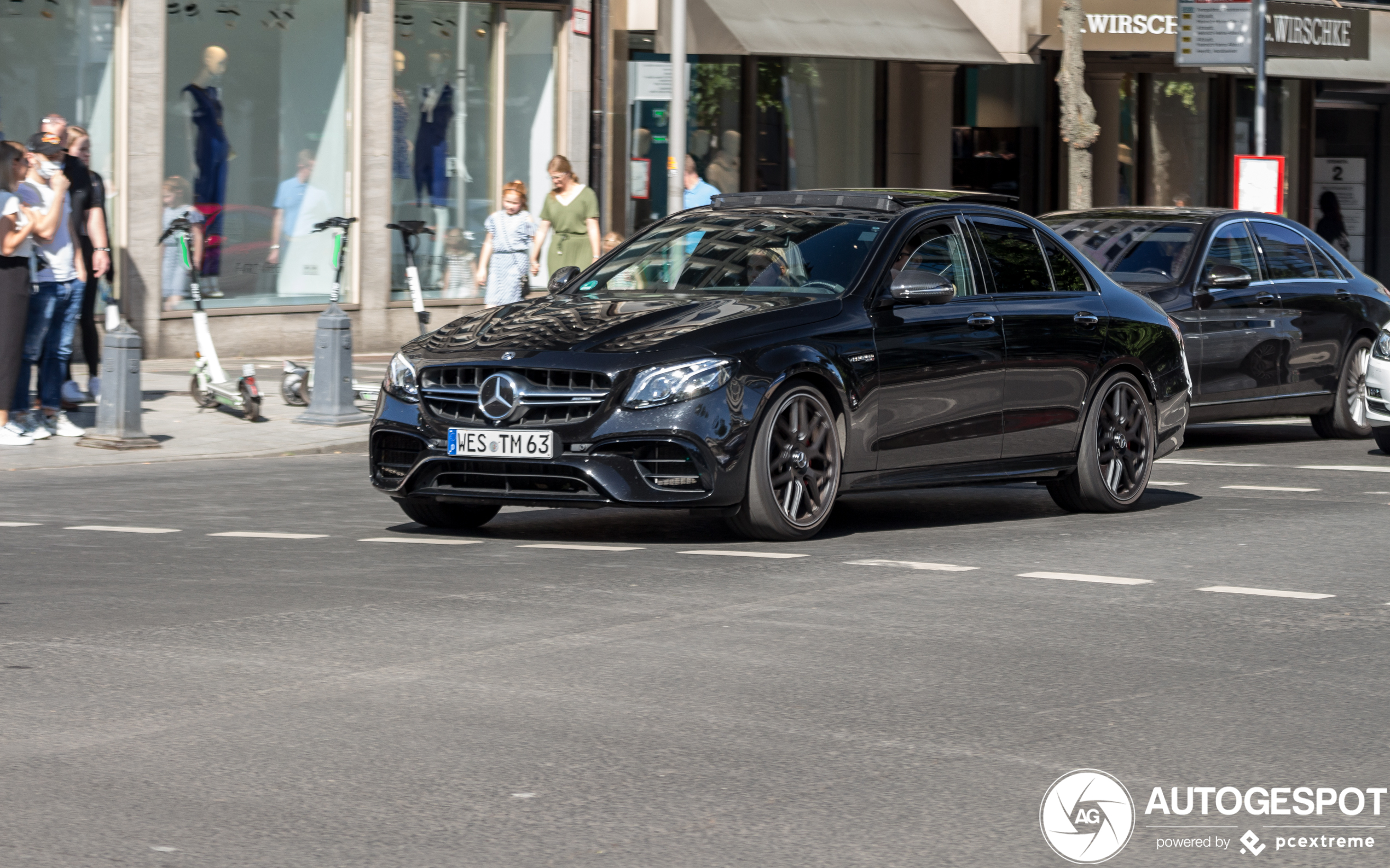 Mercedes-AMG E 63 S W213