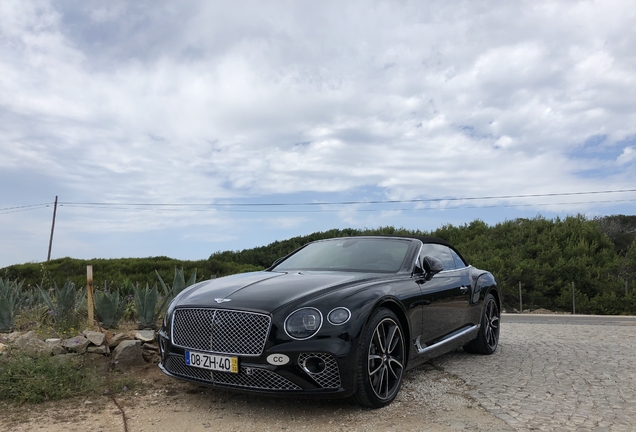 Bentley Continental GTC 2019