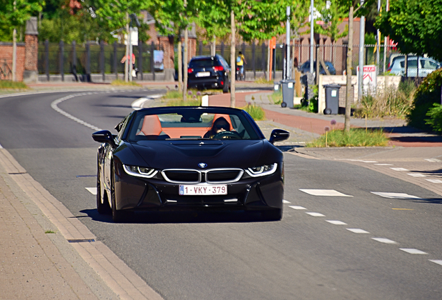 BMW i8 Roadster