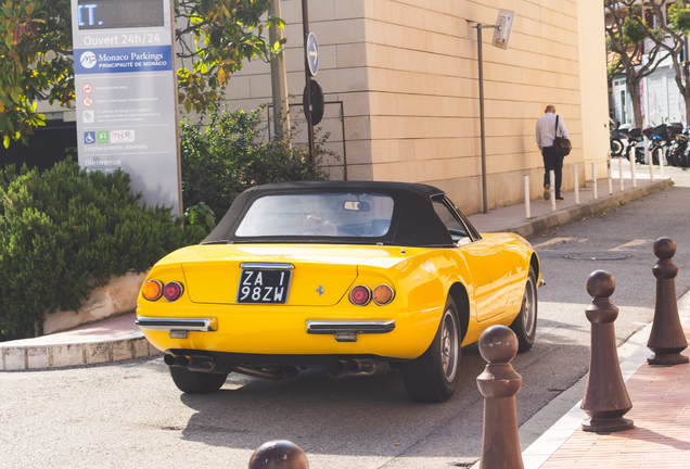 Ferrari 365 GTS/4 Daytona