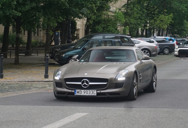 Mercedes-Benz SLS AMG