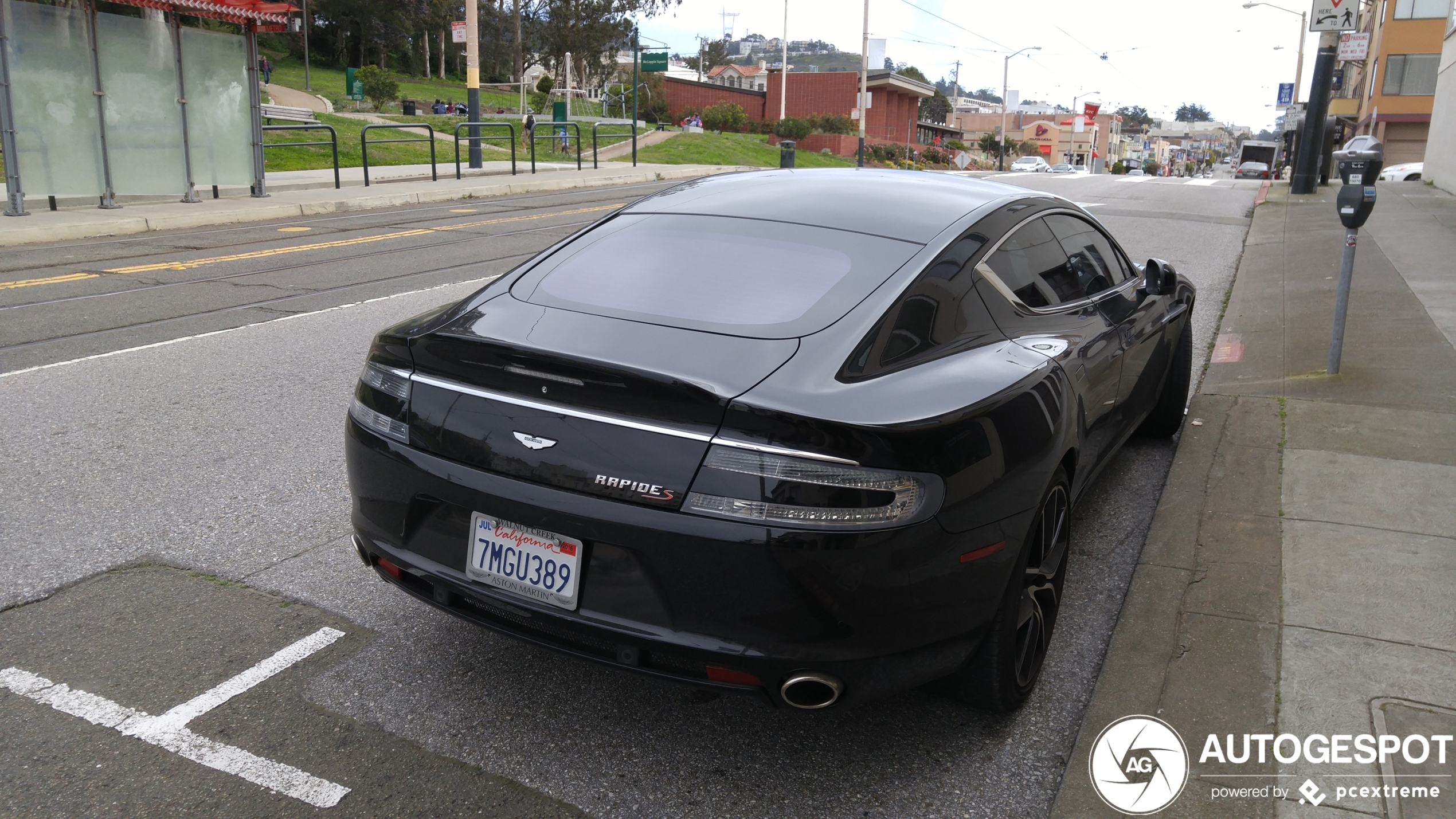 Aston Martin Rapide S