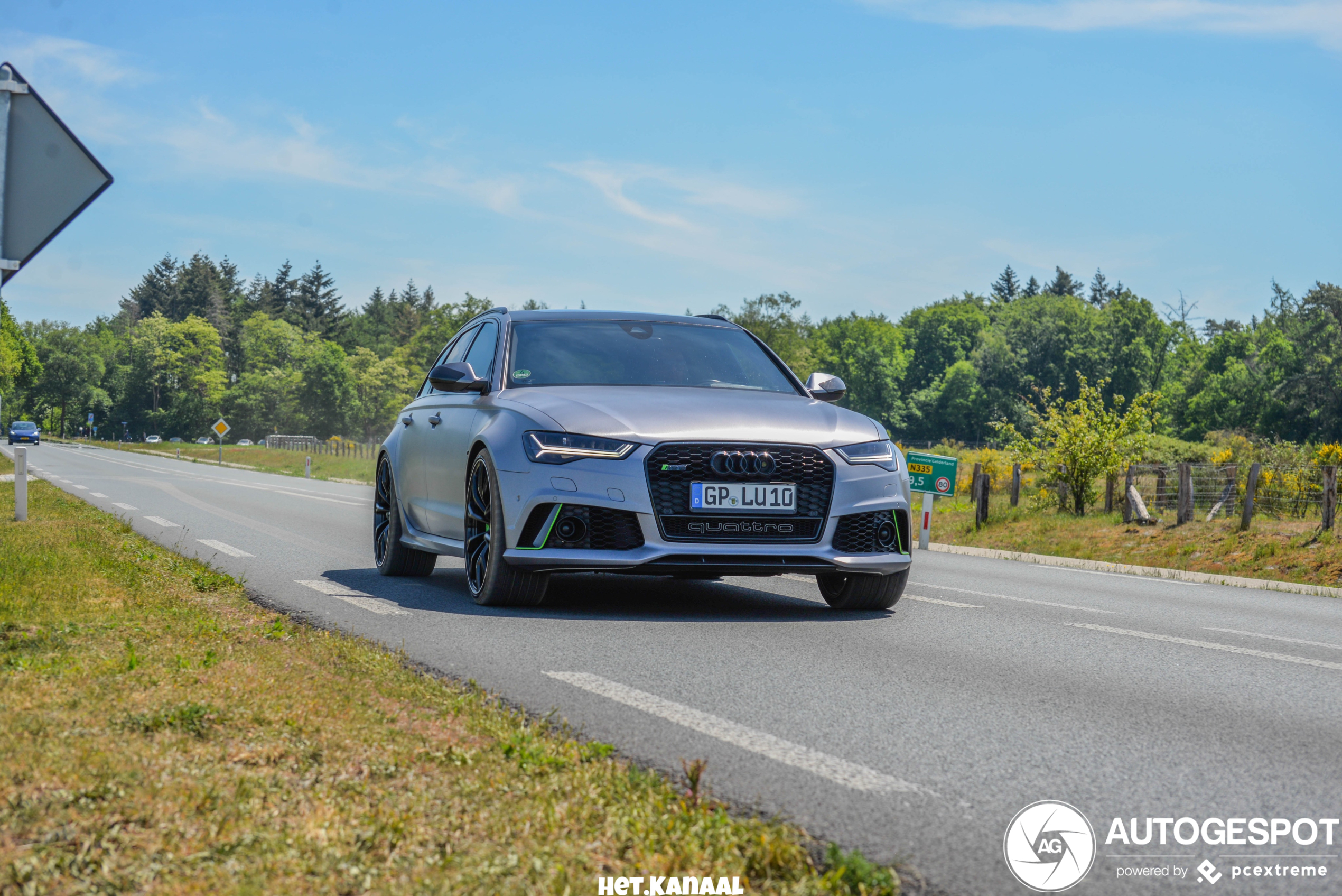 Audi RS6 Avant C7 2015