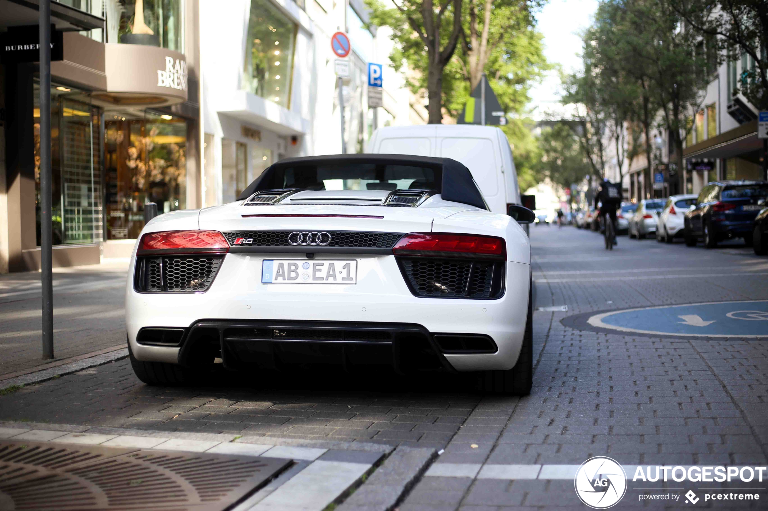 Audi R8 V10 Spyder 2016