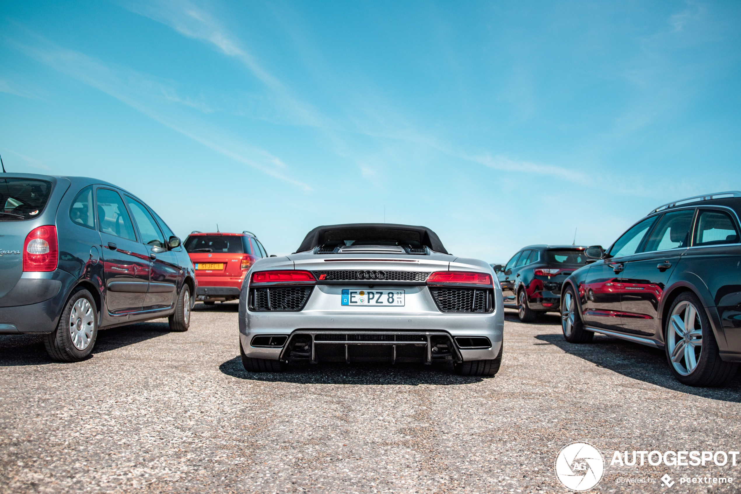 Audi R8 V10 Spyder 2016