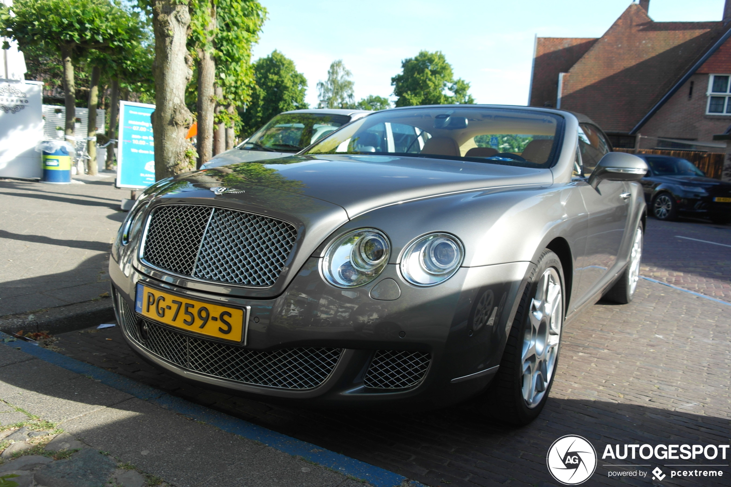 Bentley Continental GTC