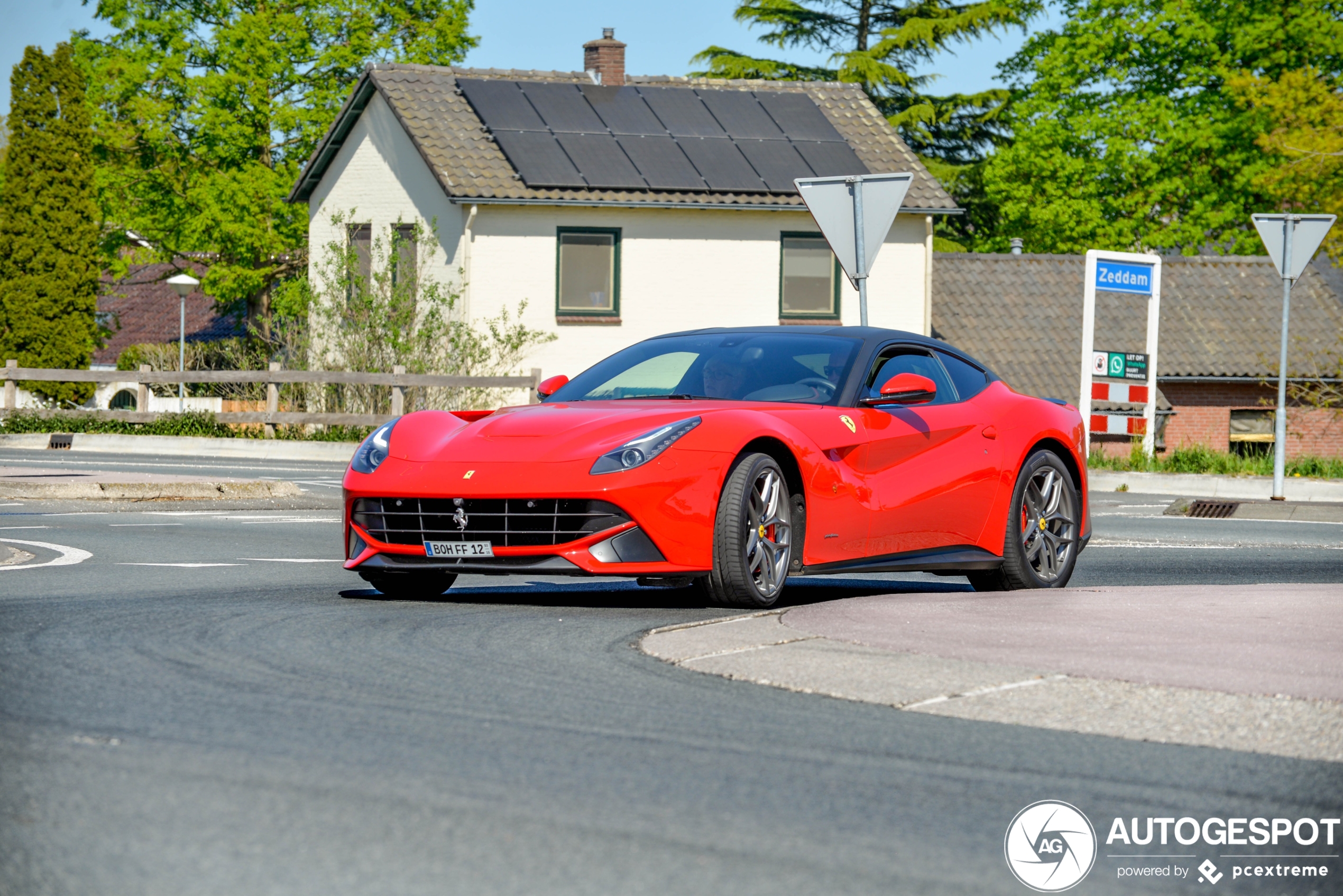 Ferrari F12berlinetta