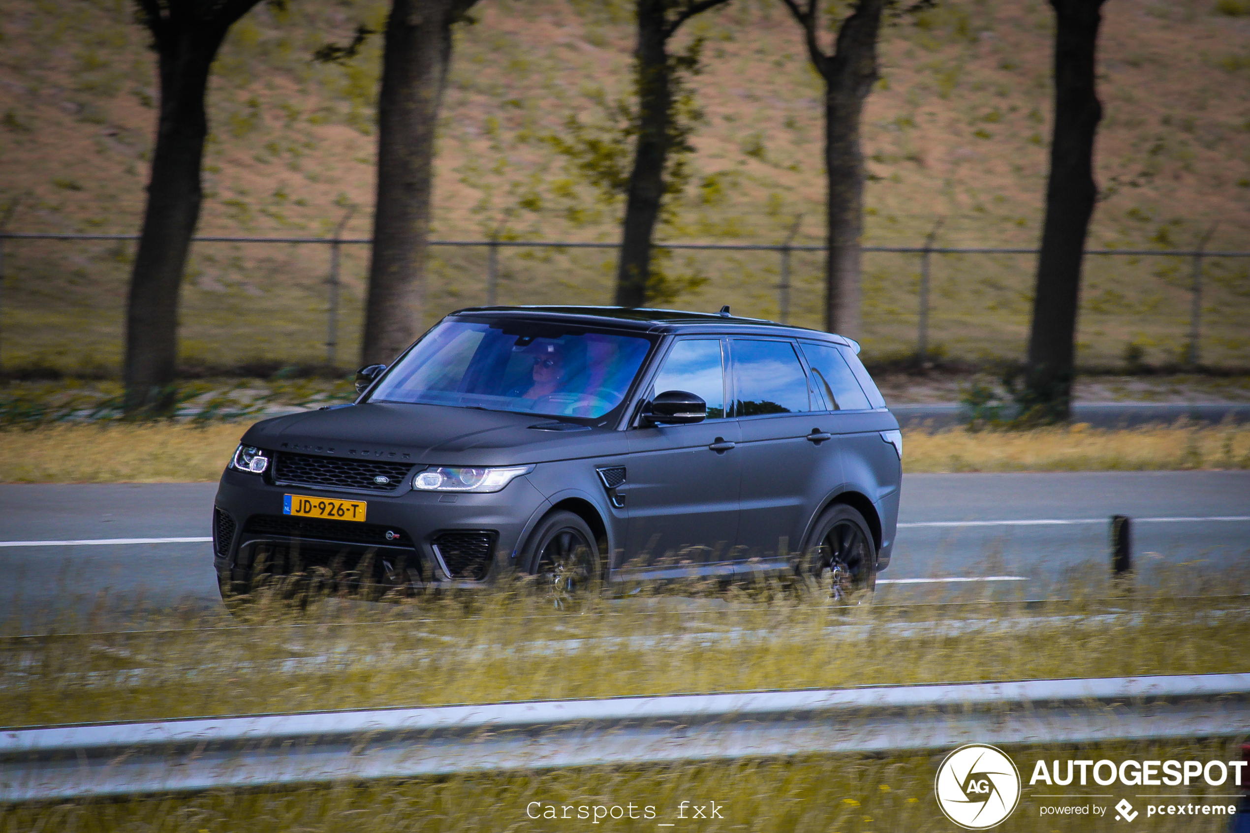 Land Rover Range Rover Sport SVR