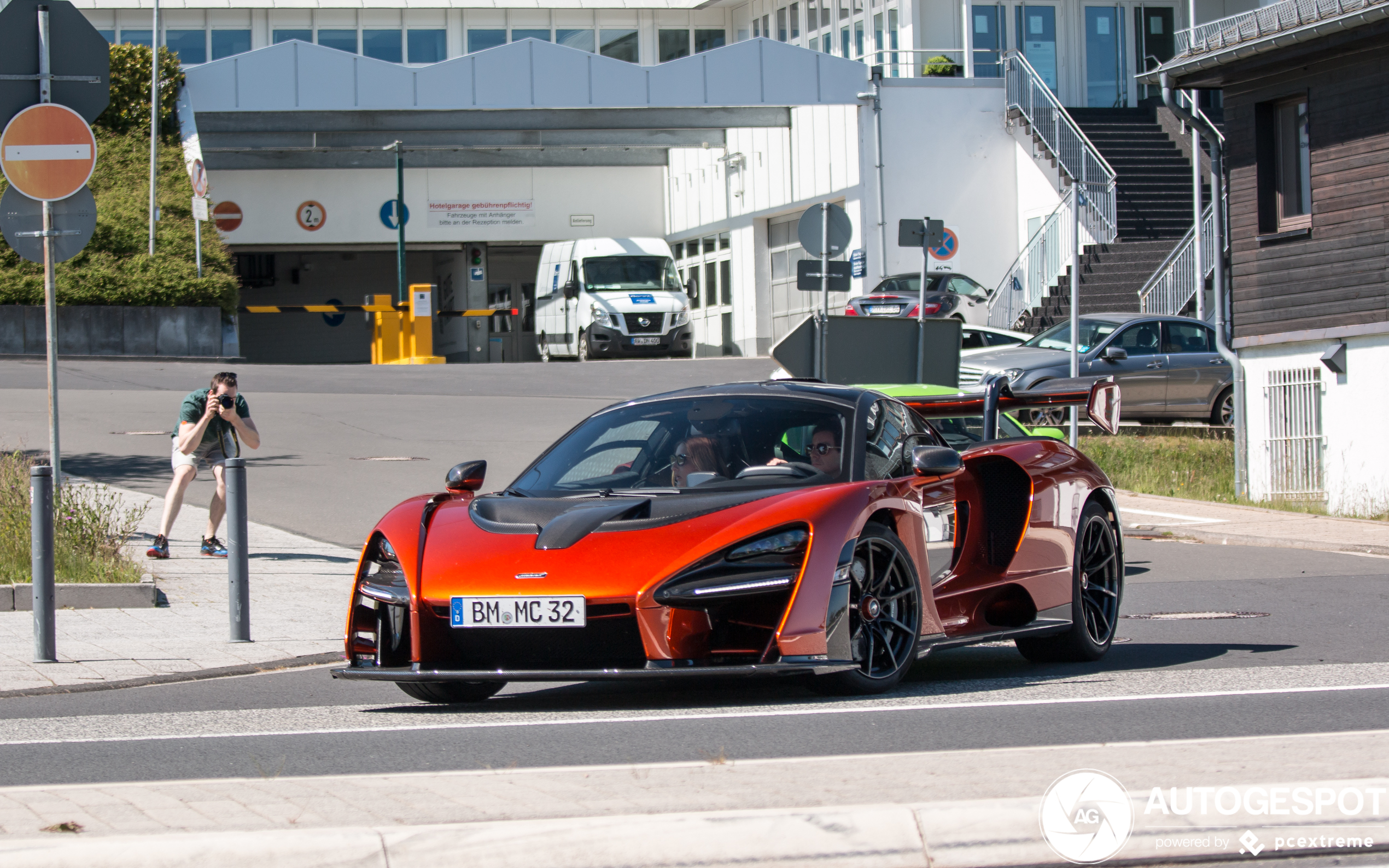 Deze McLaren Senna's worden gebruikt zoals ze bedoeld zijn