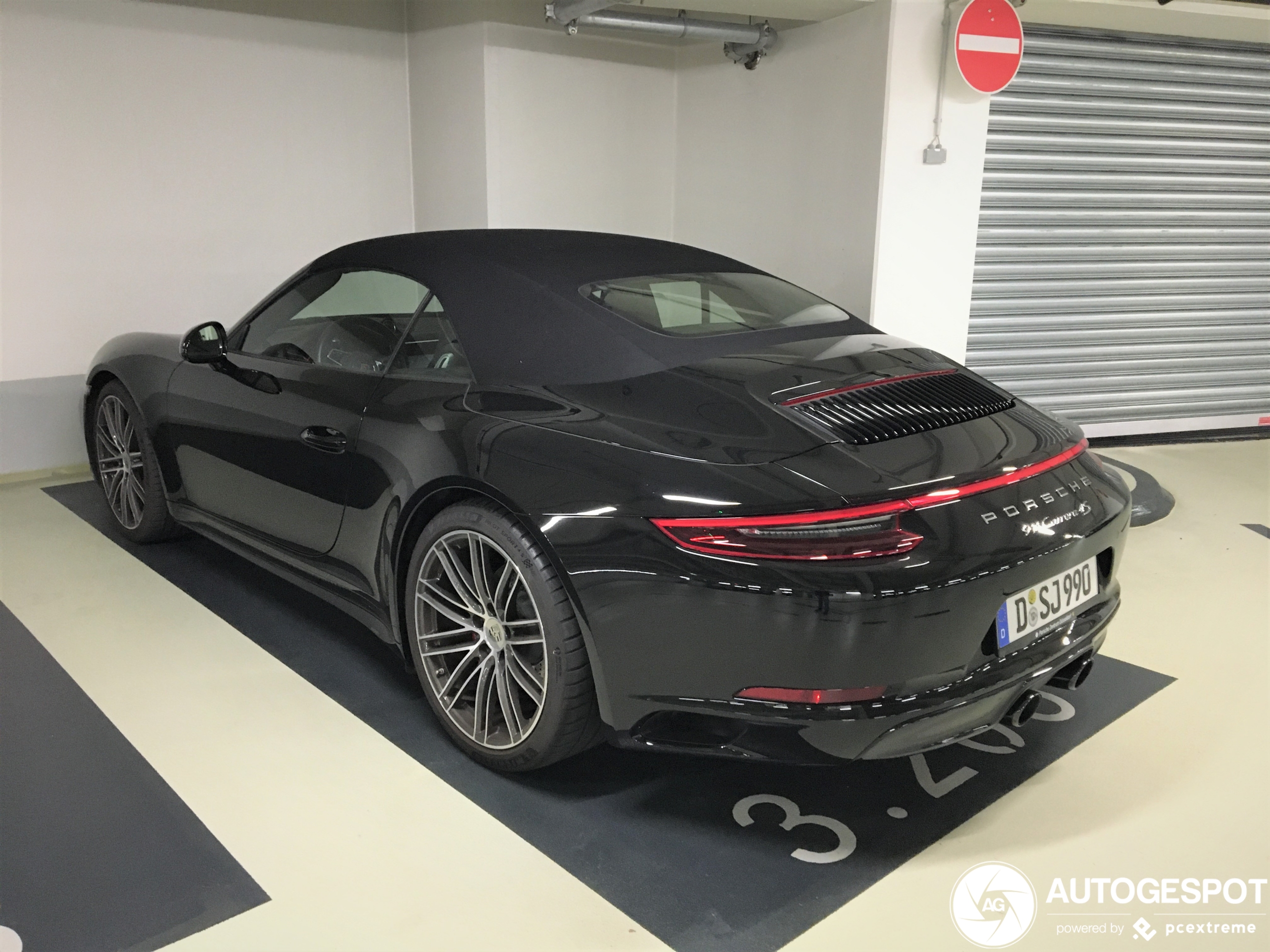 Porsche 991 Carrera 4S Cabriolet MkII