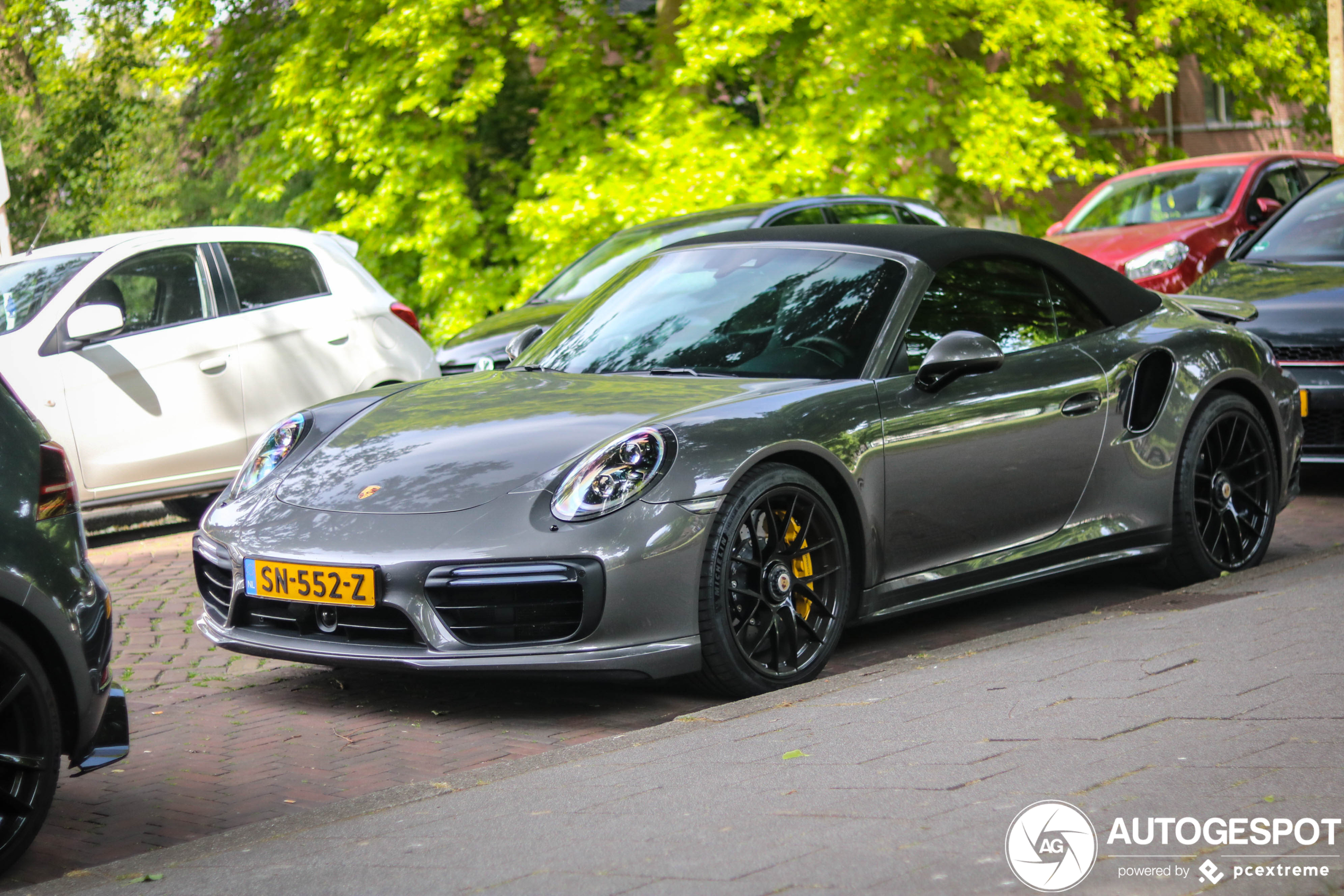 Porsche 991 Turbo S Cabriolet MkII