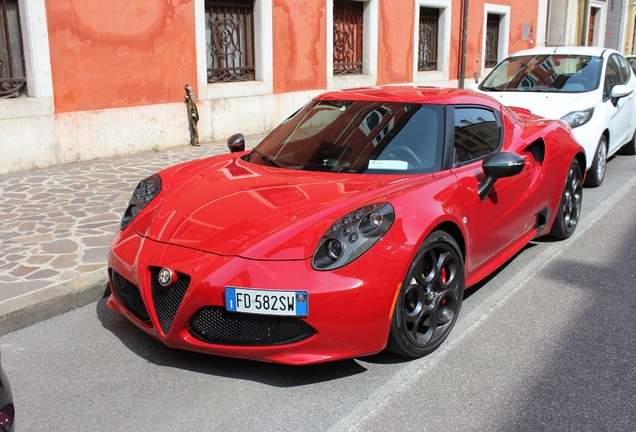 Alfa Romeo 4C Coupé