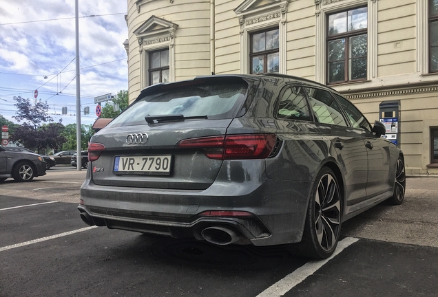 Audi RS4 Avant B9