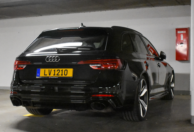 Audi RS4 Avant B9