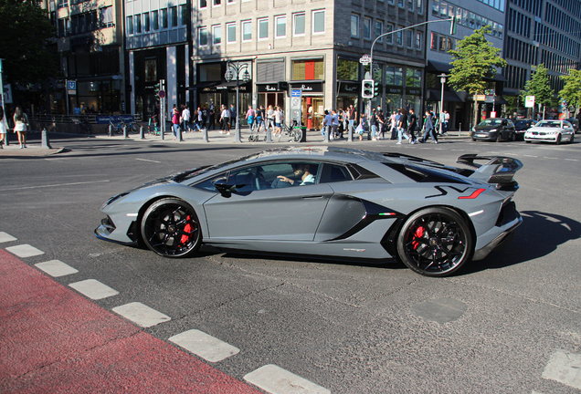 Lamborghini Aventador LP770-4 SVJ