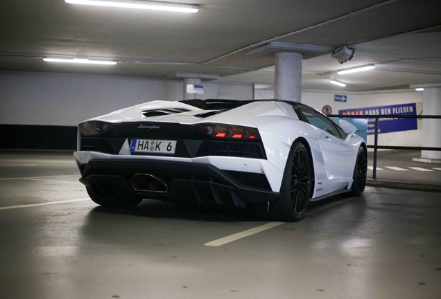 Lamborghini Aventador S LP740-4 Roadster