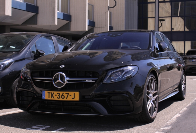 Mercedes-AMG E 63 S W213