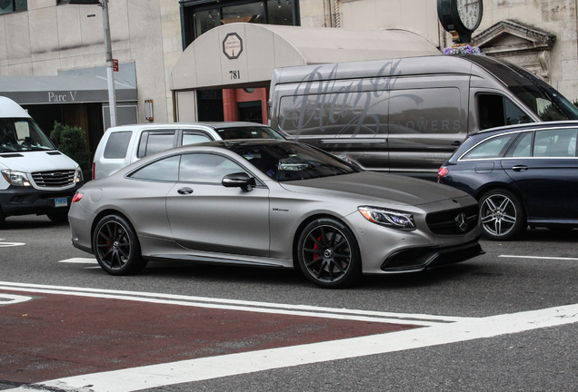 Mercedes-Benz S 63 AMG Coupé C217