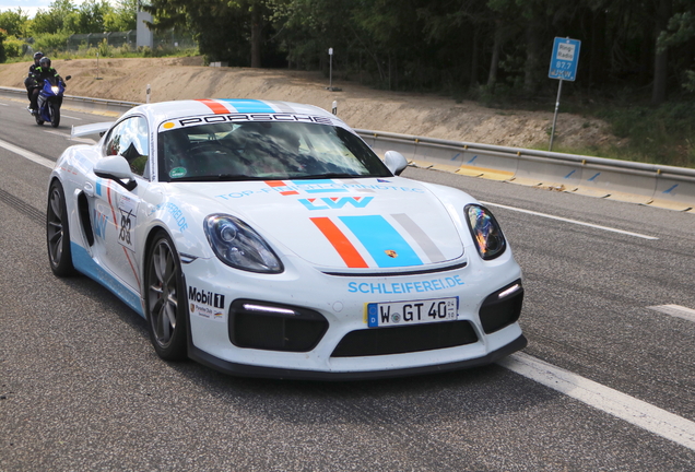 Porsche 981 Cayman GT4