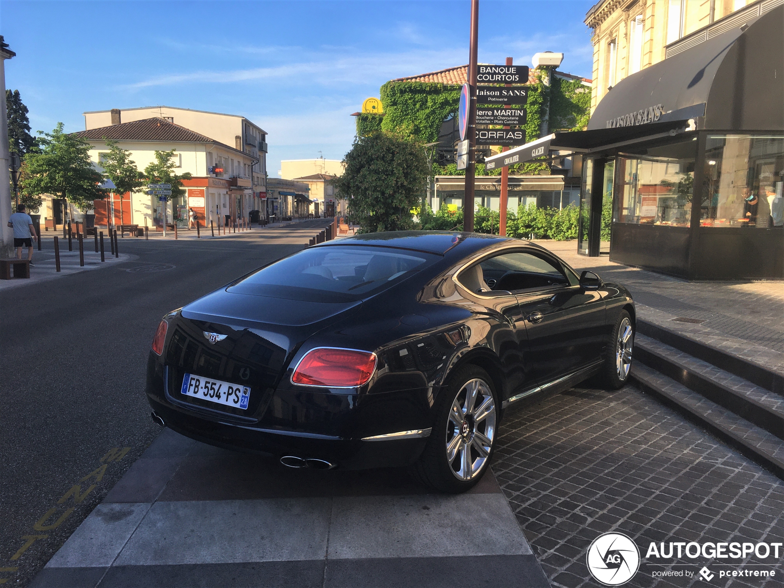 Bentley Continental GT V8