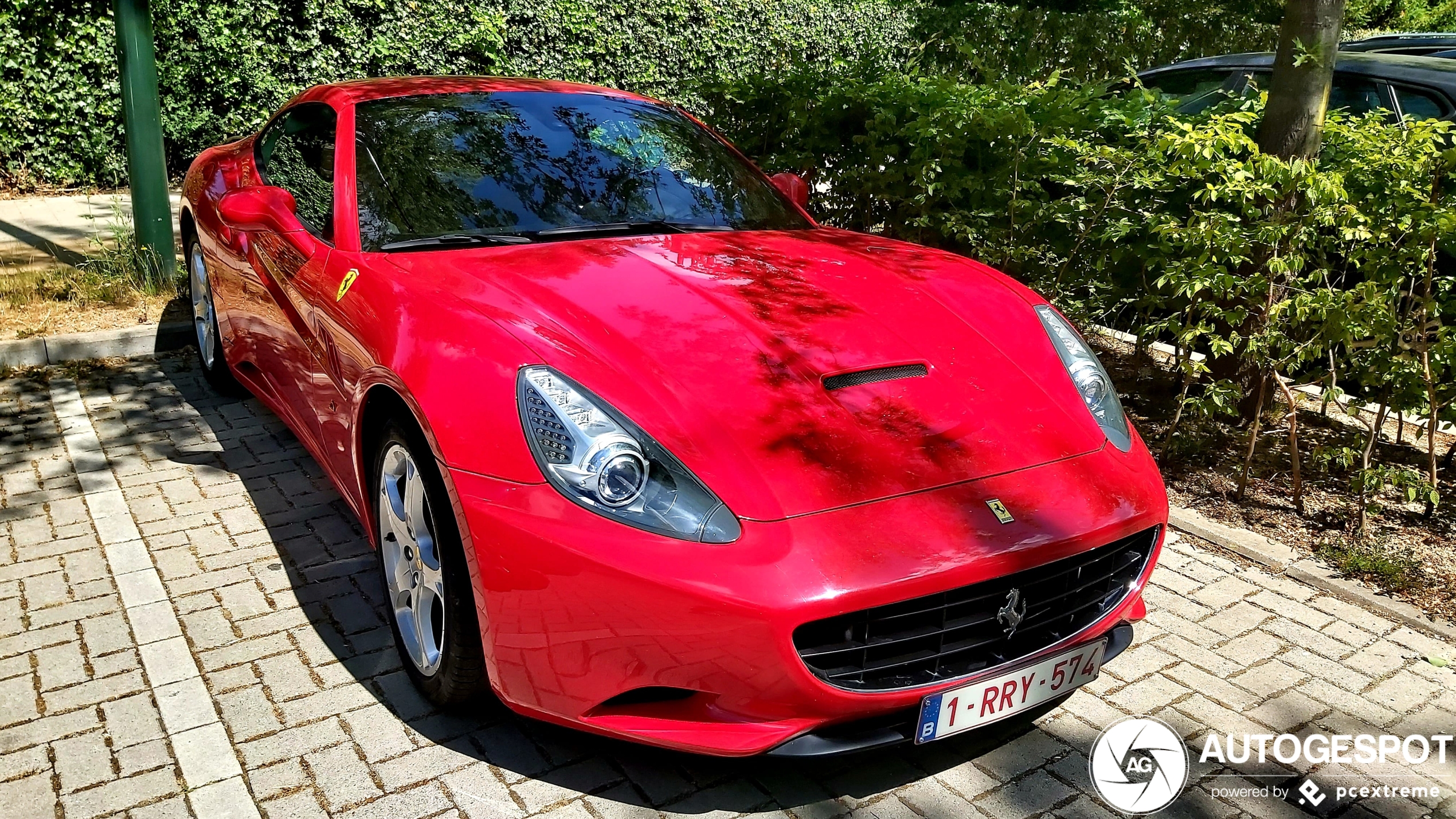 Ferrari California