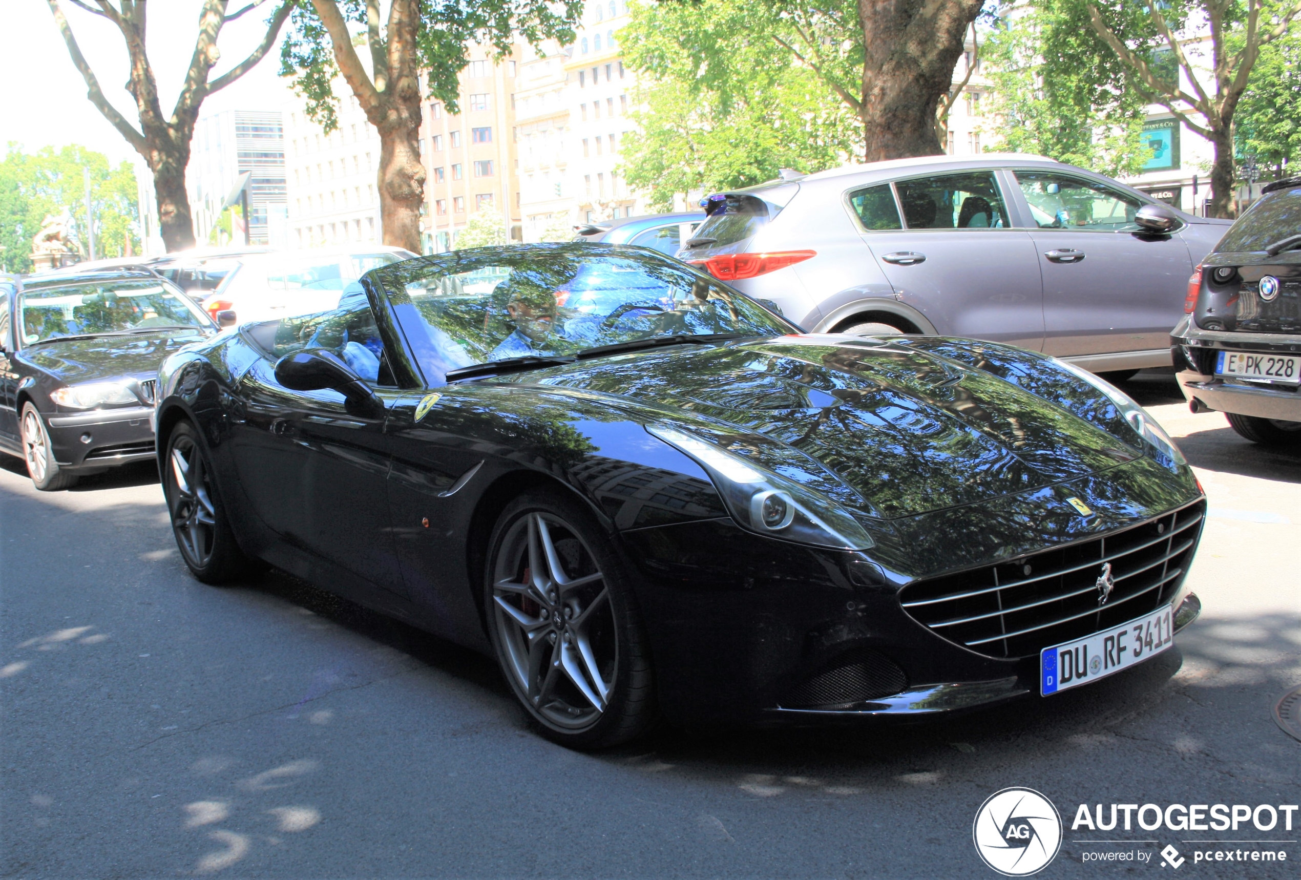 Ferrari California T