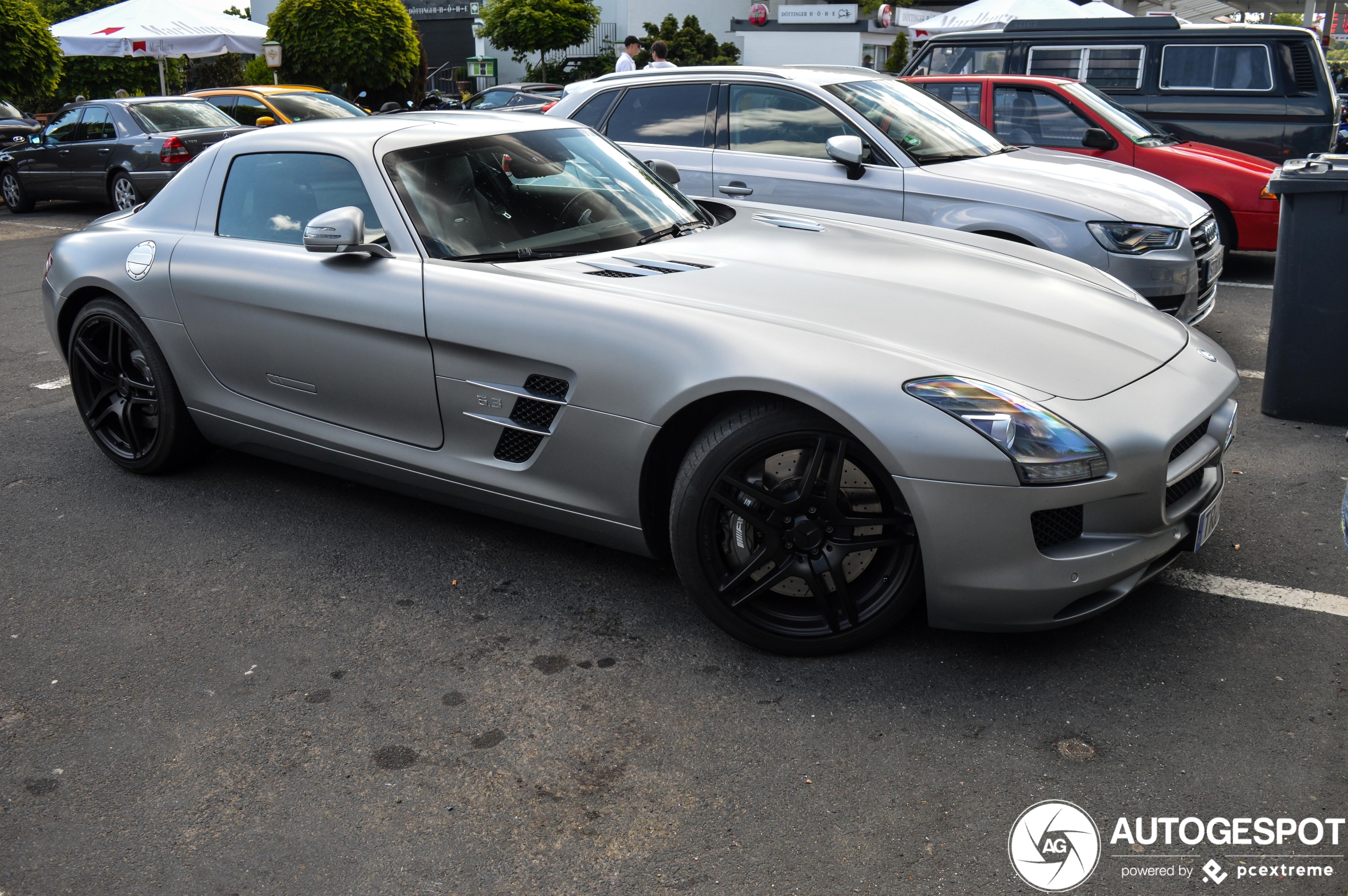 Mercedes-Benz SLS AMG