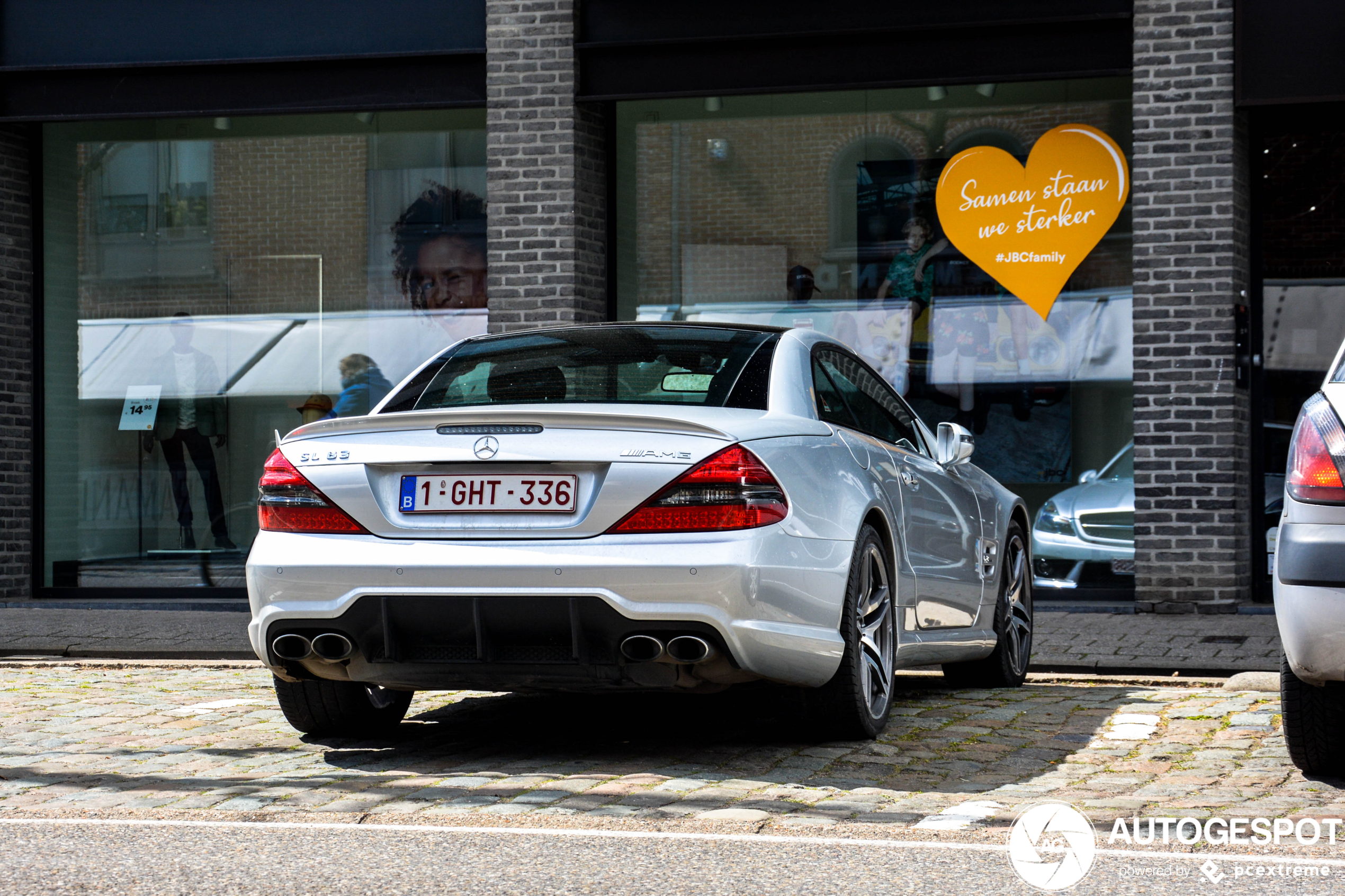 Mercedes-Benz SL 63 AMG